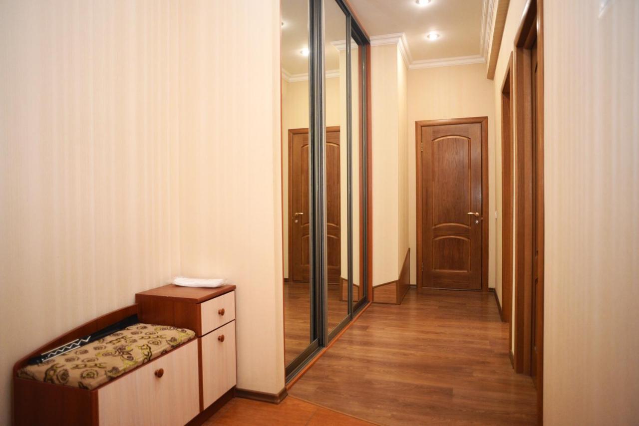 Ferienwohnung Premium Rent in Kiev Centre - Kiev Exterior foto