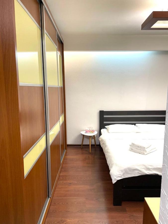 Ferienwohnung Premium Rent in Kiev Centre - Kiev Exterior foto