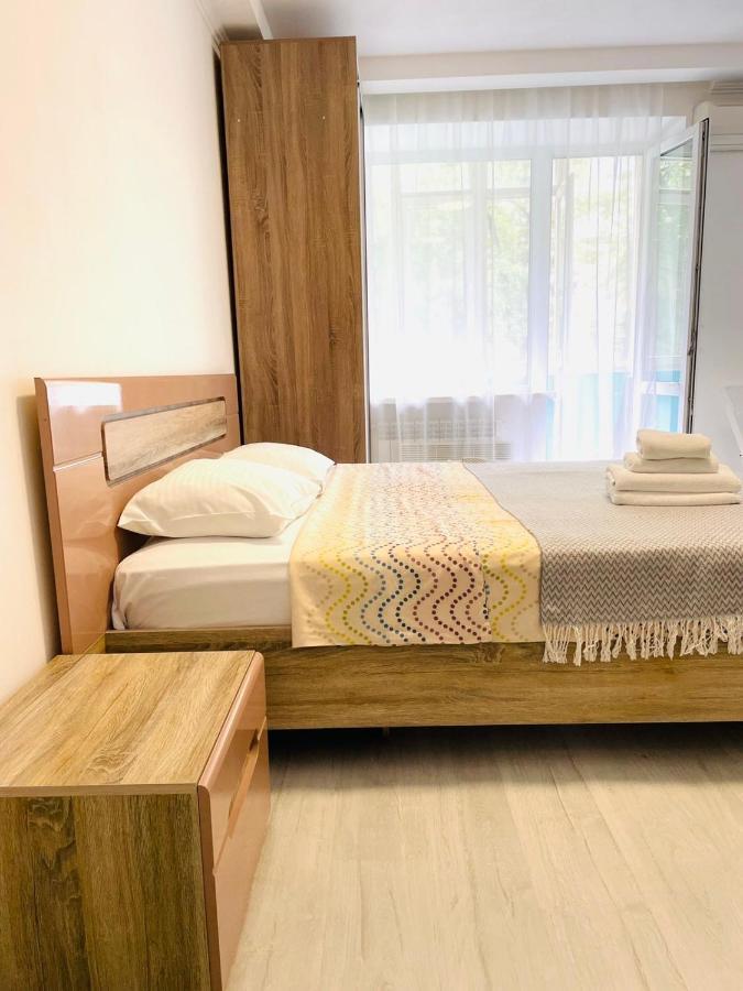 Ferienwohnung Premium Rent in Kiev Centre - Kiev Exterior foto