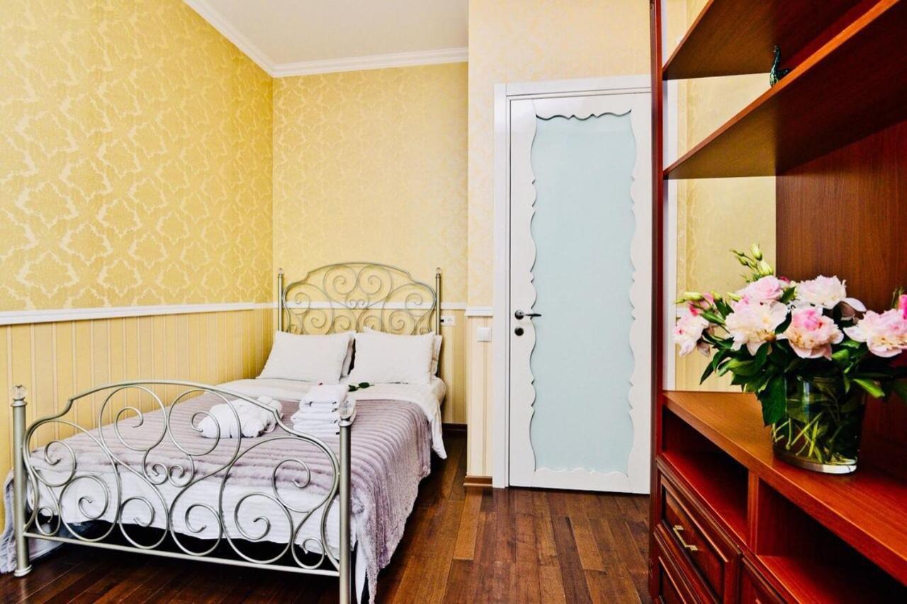 Ferienwohnung Premium Rent in Kiev Centre - Kiev Exterior foto