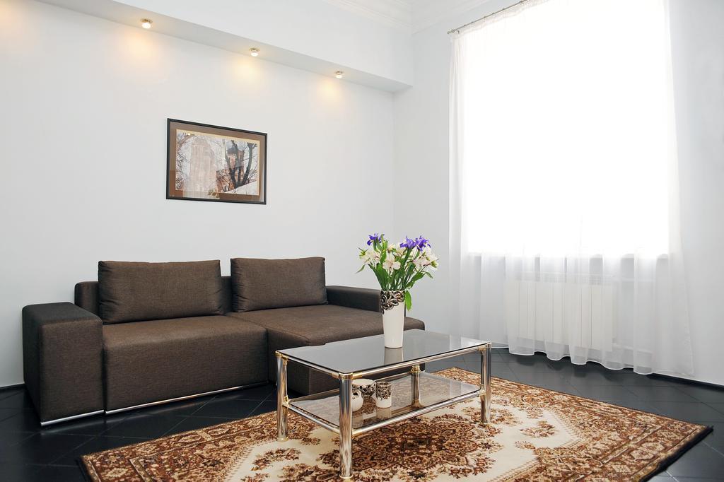 Ferienwohnung Premium Rent in Kiev Centre - Kiev Exterior foto